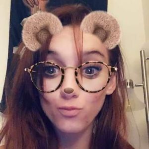 Meet your Posher, Nikkoley